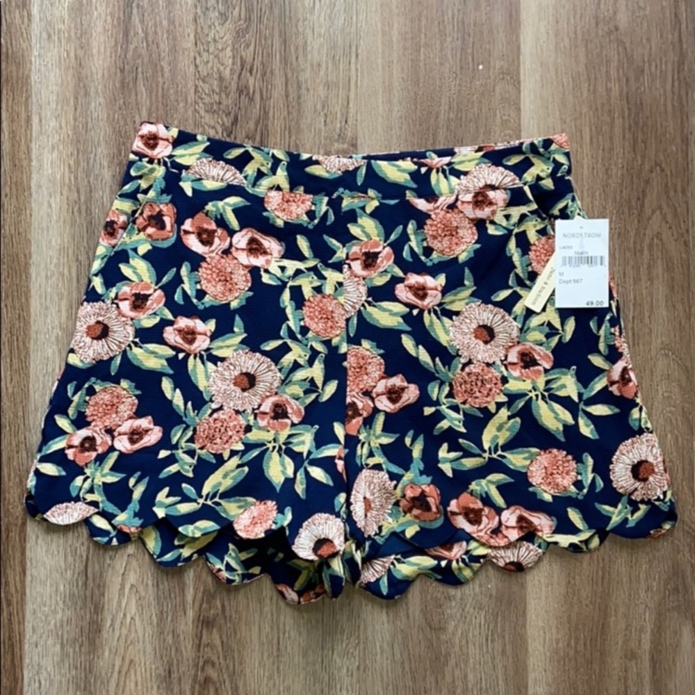 Floral Scalloped Shorts